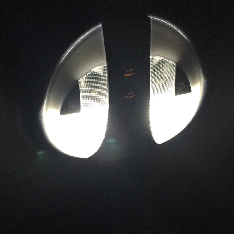 Zestaw LED Oświetlenie Wnętrza Mercedes W219 C219 CLS Canbus