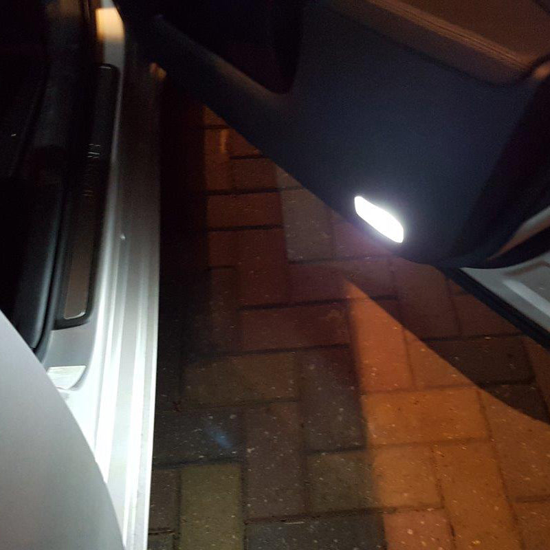 Toyota Avensis T27 LED Интериорен Комплект